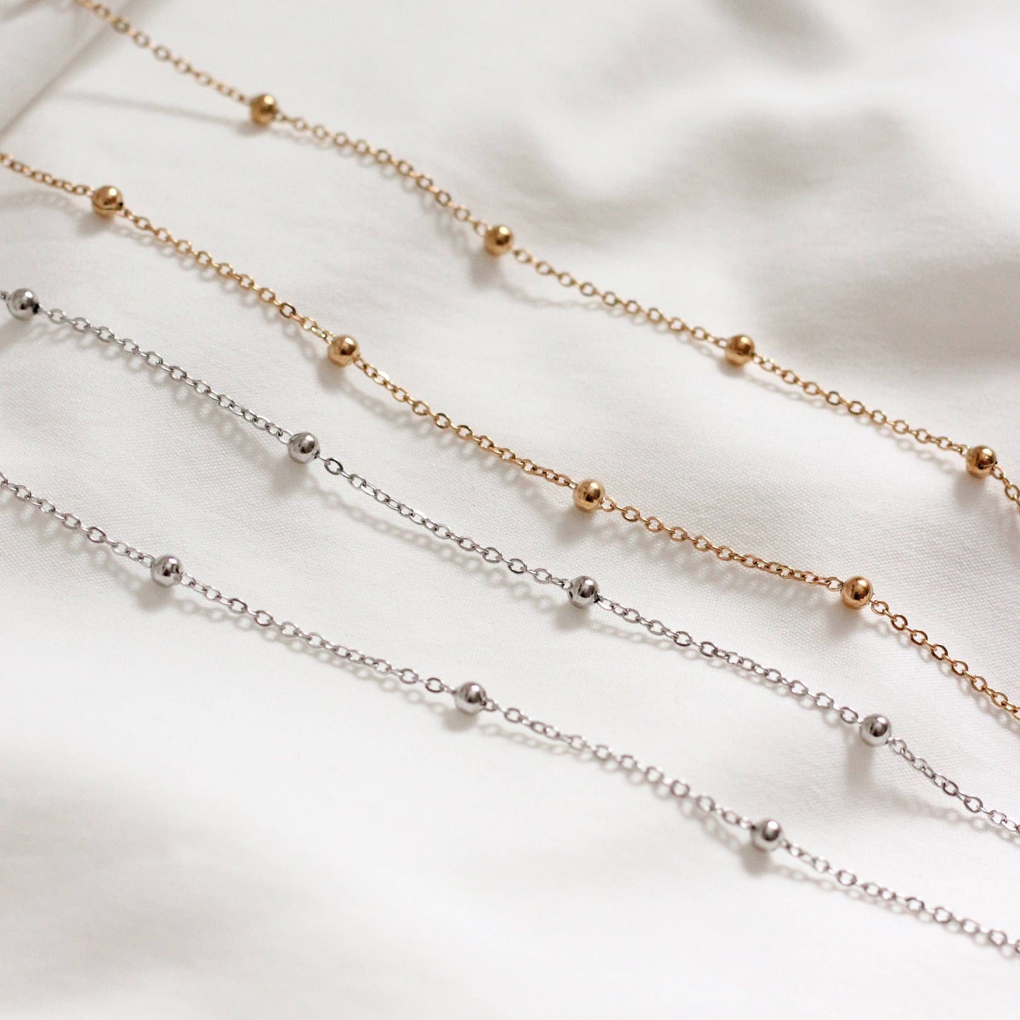 Satellite Chain Necklace: Silver