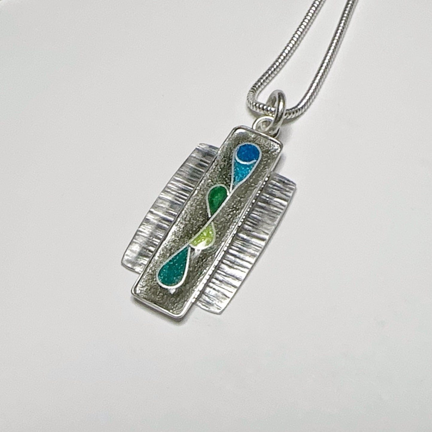 Hendrika Vitreous Enamel Sterling Silver 20 Inch Chain