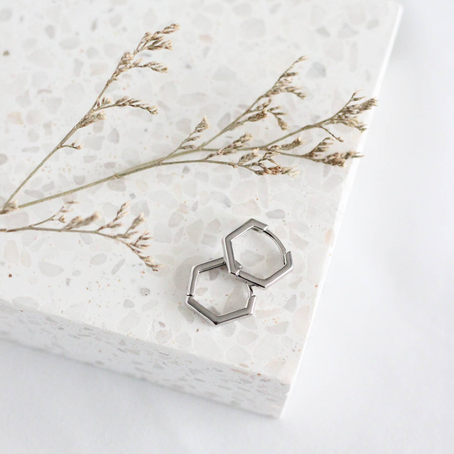 Honeycomb Huggie Hoops: Gold