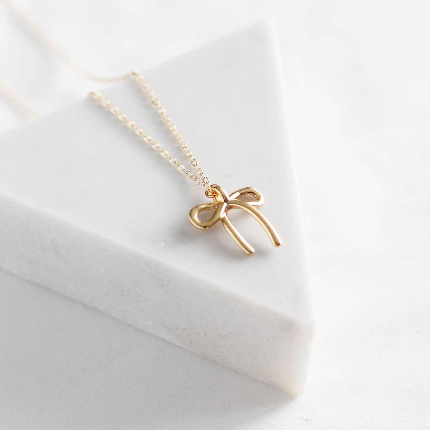 Bow Necklace: Silver