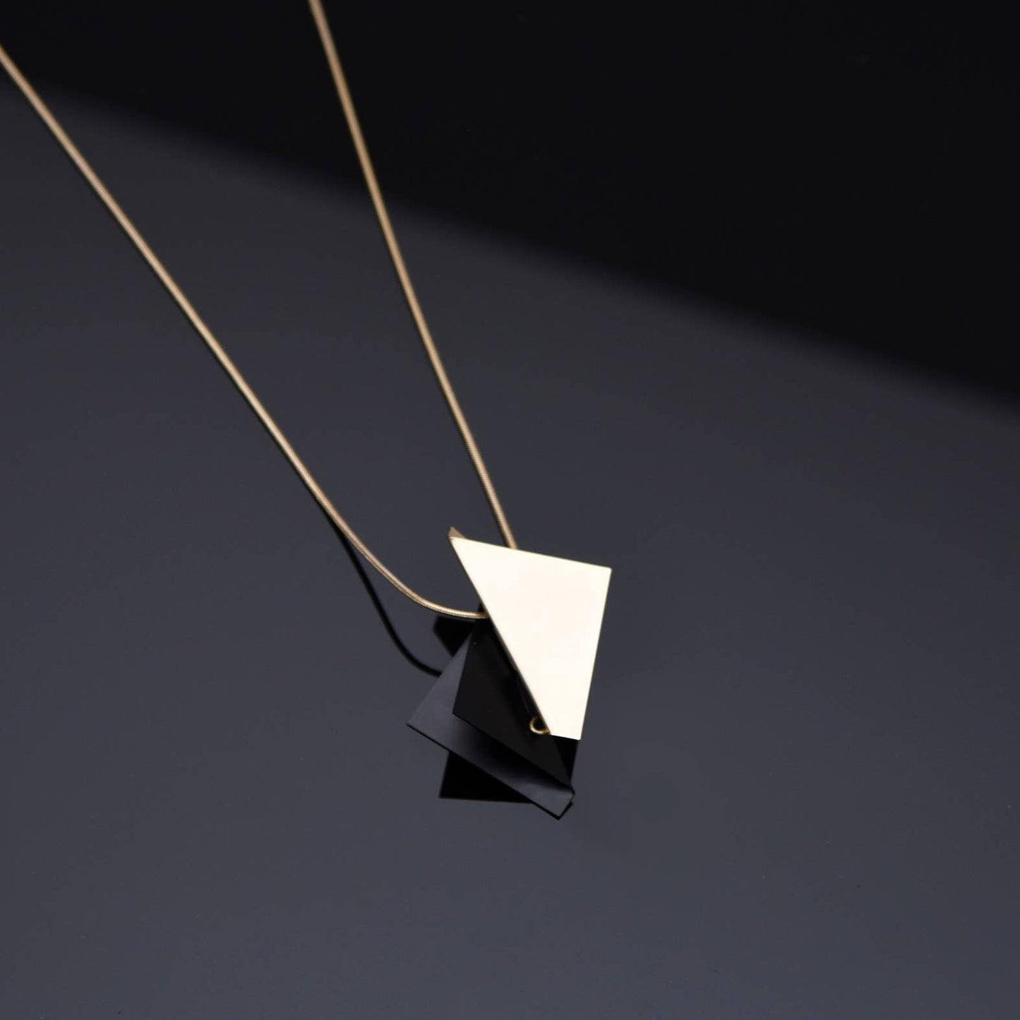 Val Necklace: Silver Black