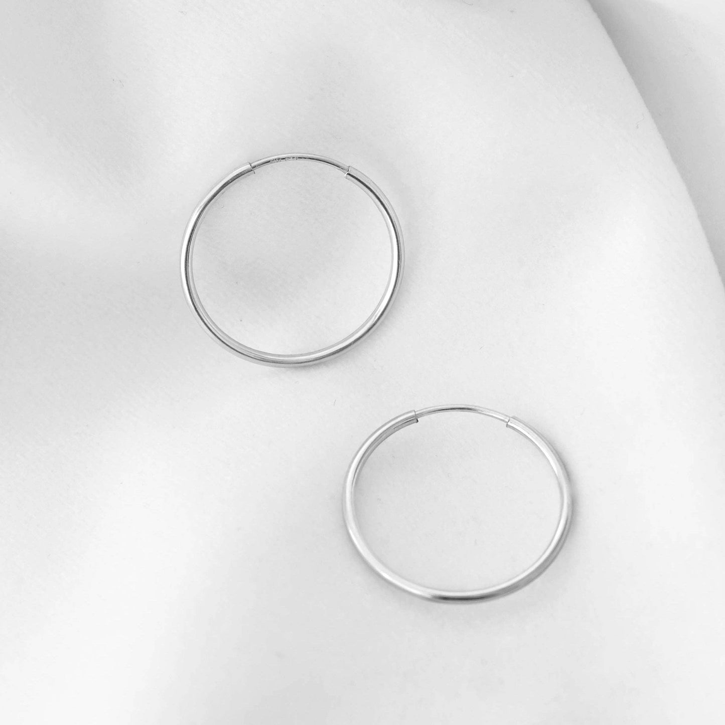 Thin Hoops: Gold Filled / 12mm