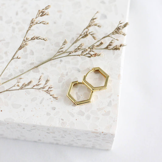Honeycomb Huggie Hoops: Gold
