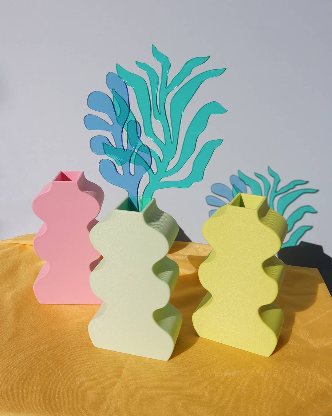 Wiggle Vase: Yellow