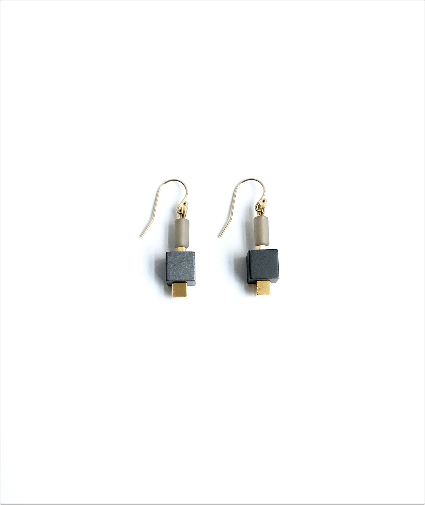 Cube earrings: Indigo