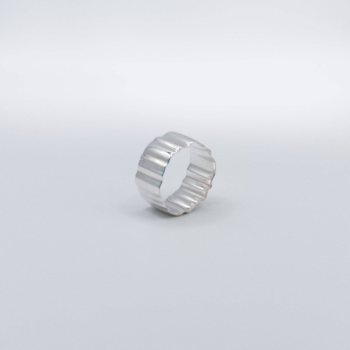 Wave Ring: 8