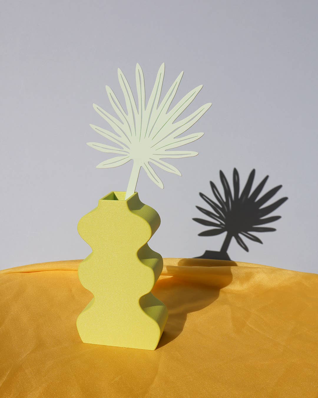 Wiggle Vase: Yellow