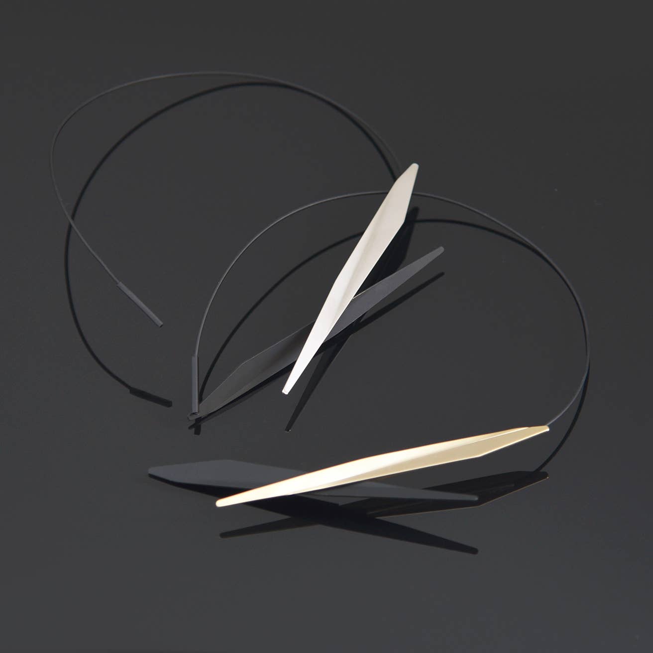 Quinn Neck Cuff: Black Silver