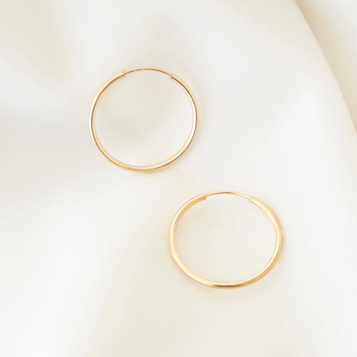 Thin Hoops: Gold Filled / 12mm