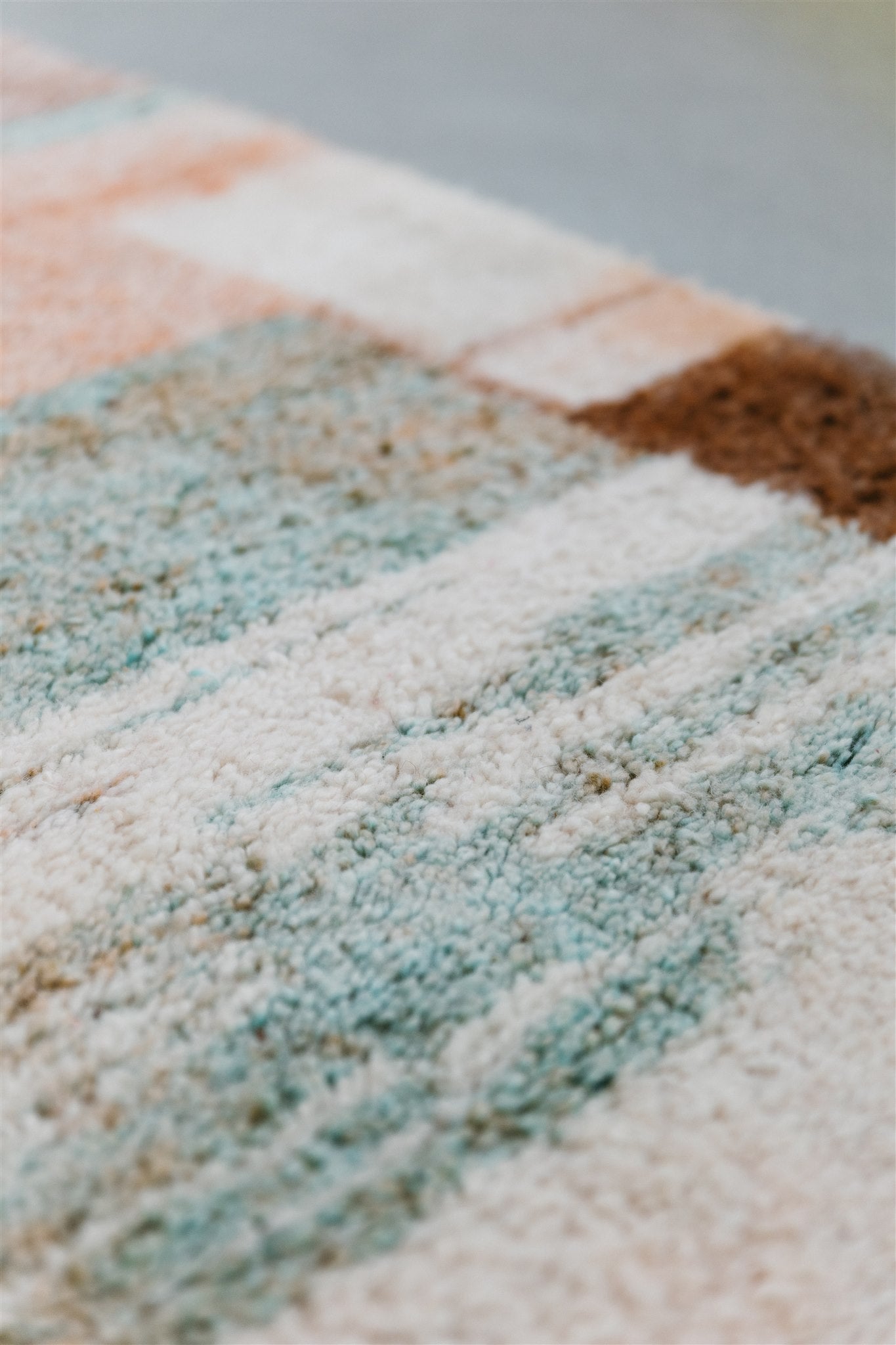 Condorelli Rug #9 (Coral/Teal)