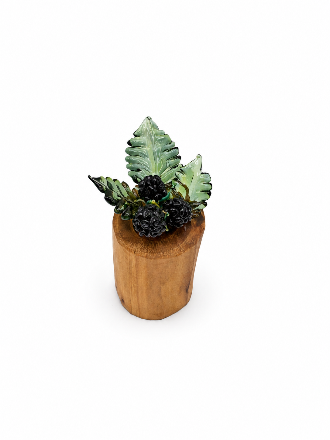 Blackberries with 3 leaves