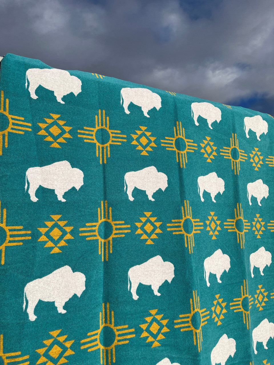 Buffalo Turquoise & Yellow Blanket