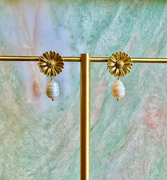 DORÉ Daisy Earrings