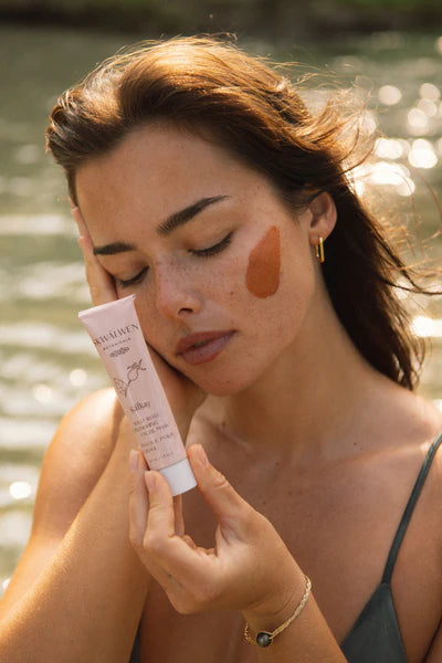 Kalkáy (Wild Rose) Replenishing Face Mask