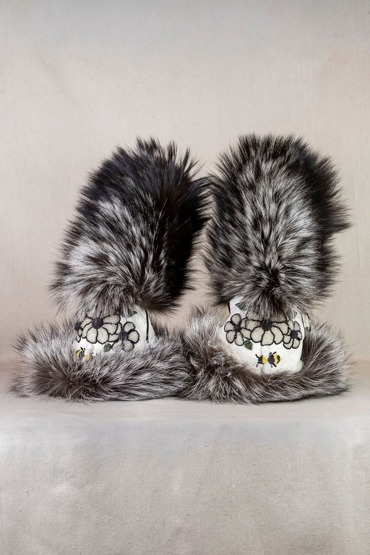 Beaded Mittens White Flowers Caribour Fur Medium