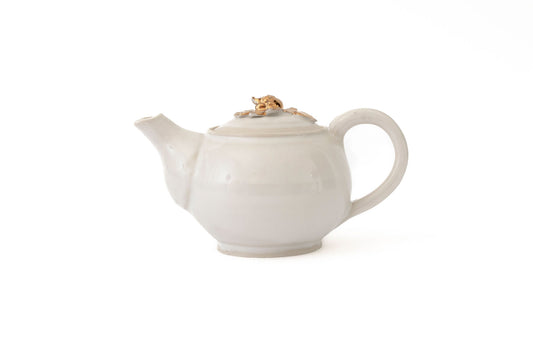 Golden Acorn Teapot