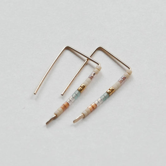 Thea 14kt Gold Bar Stud Earrings