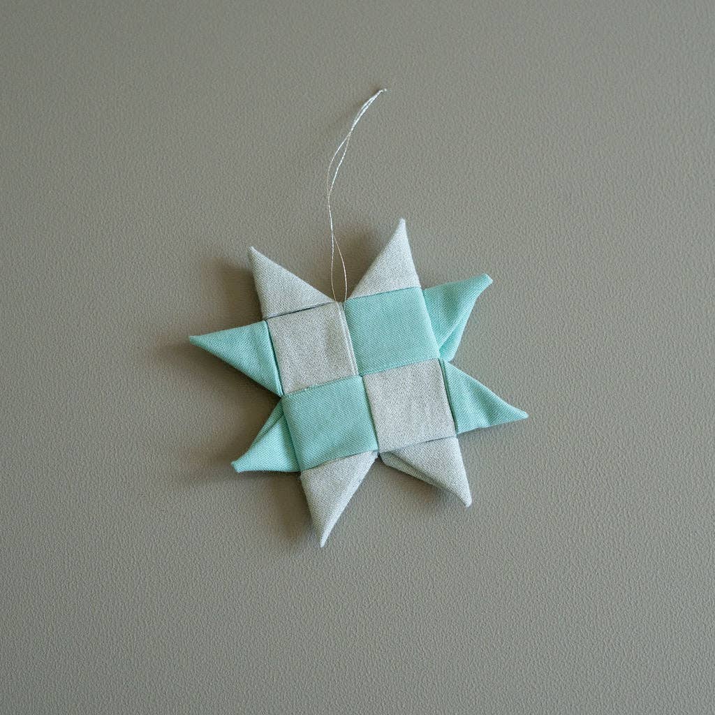 Large Folded Fabric Star: Light Pink