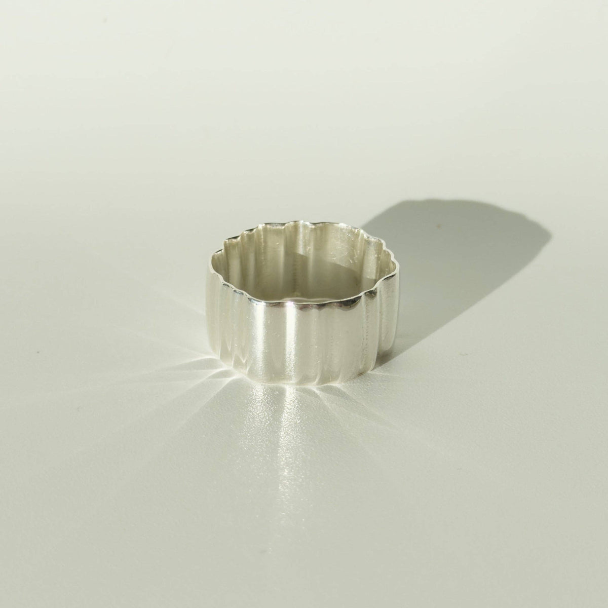 Wave Ring: 8