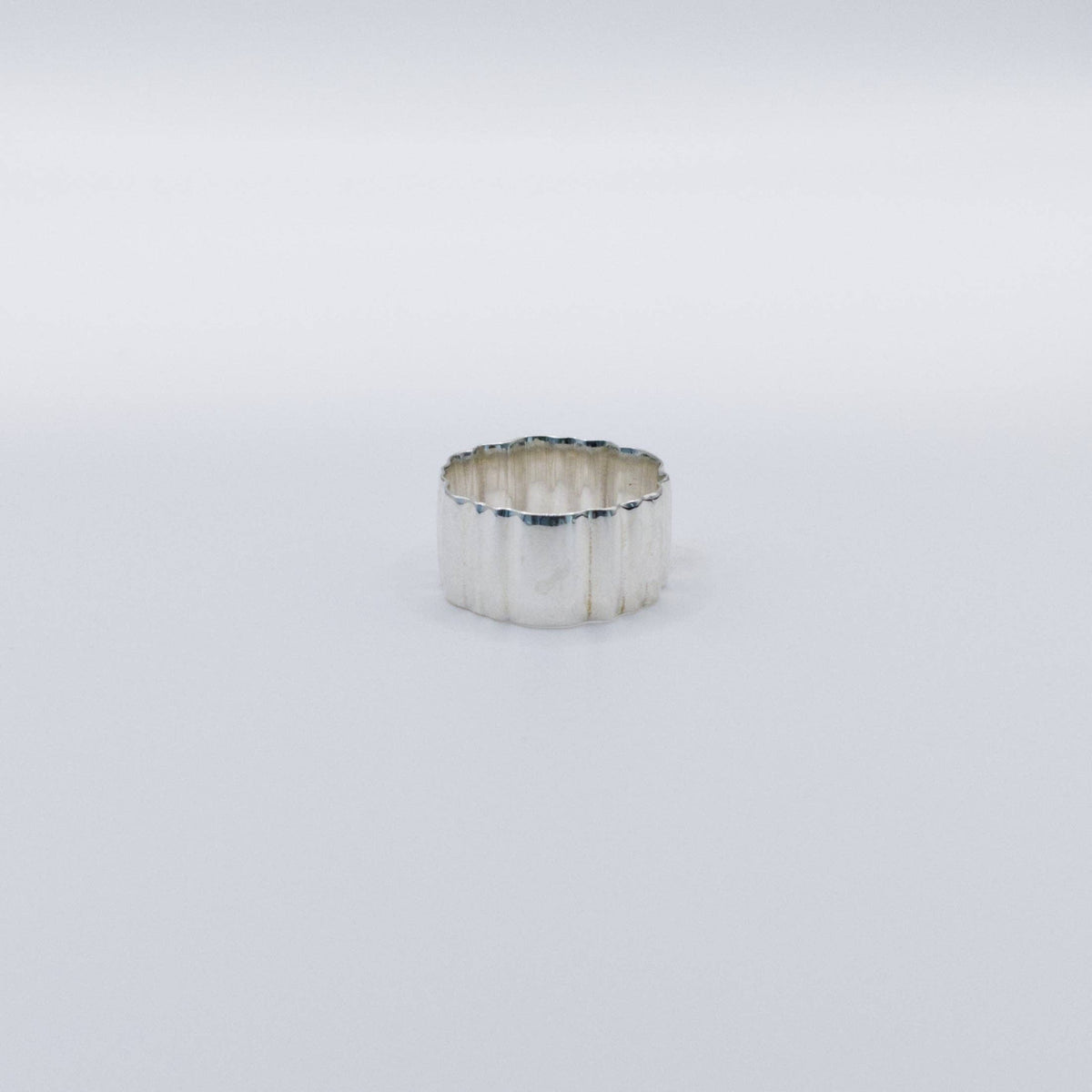 Wave Ring: 8