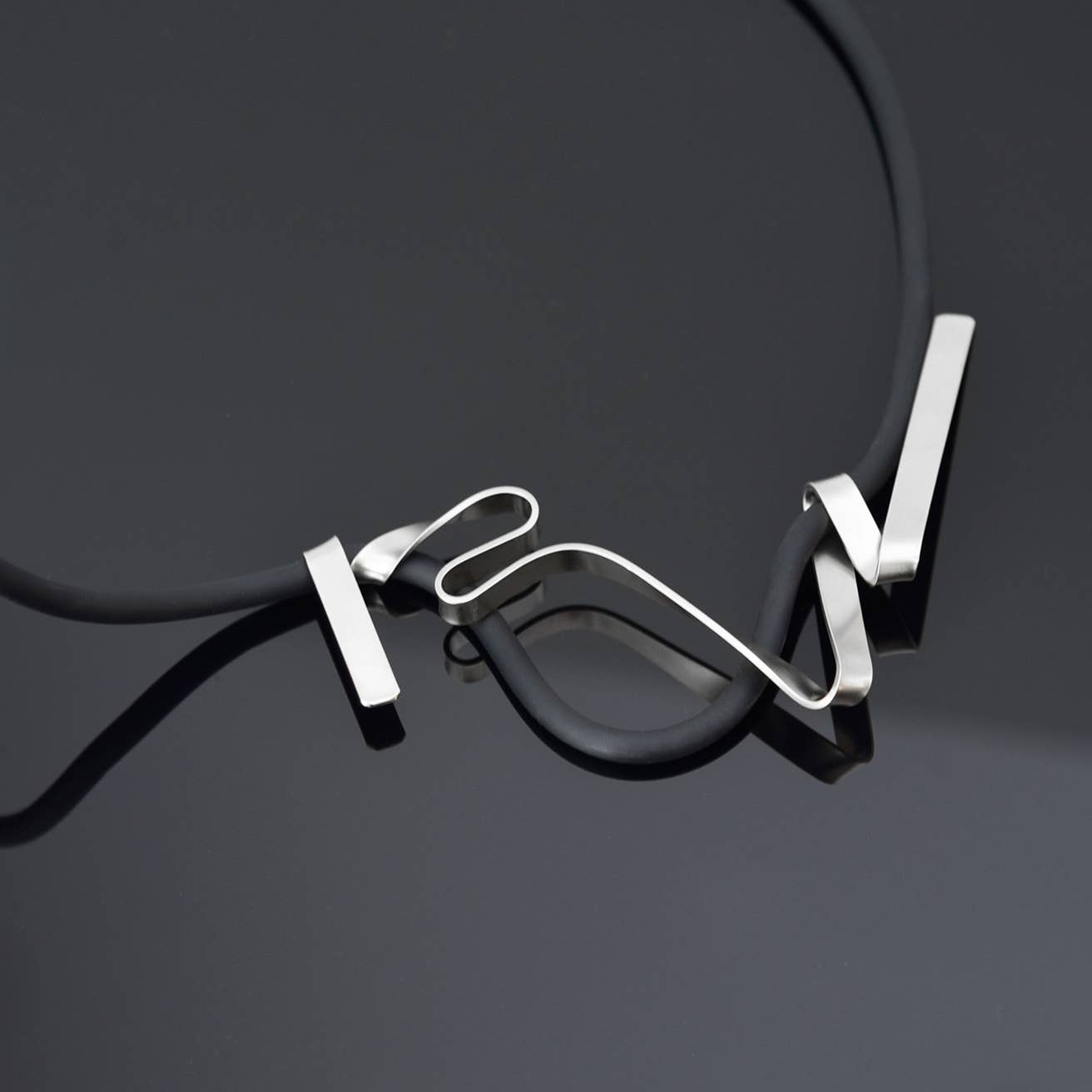 Allure Cord Necklace: Matte Black