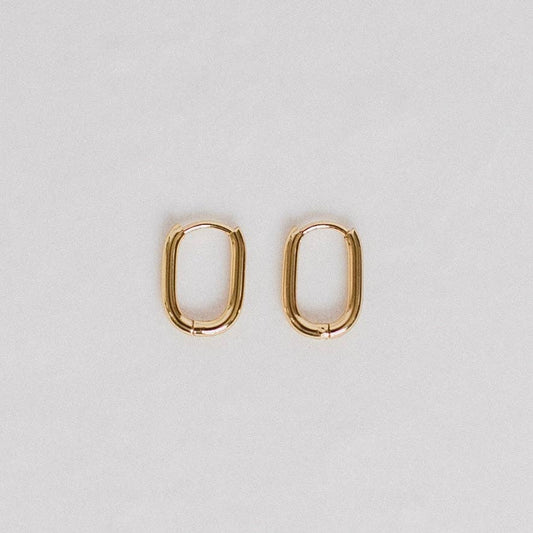 Dainty Oval Earrings Gold