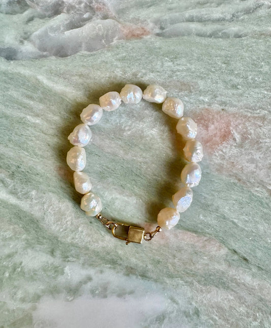 Rosa Pearl Bracelet