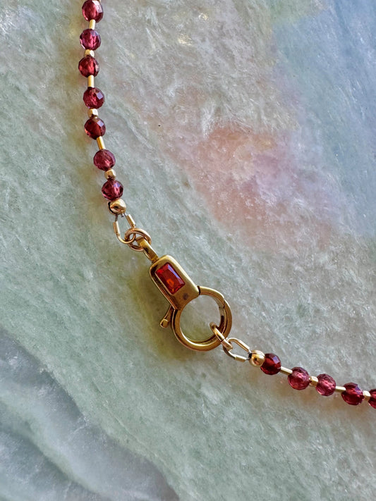 Sanguis Necklace