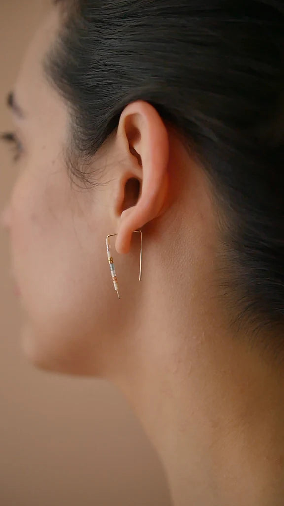 Thea 14kt Gold Bar Stud Earrings