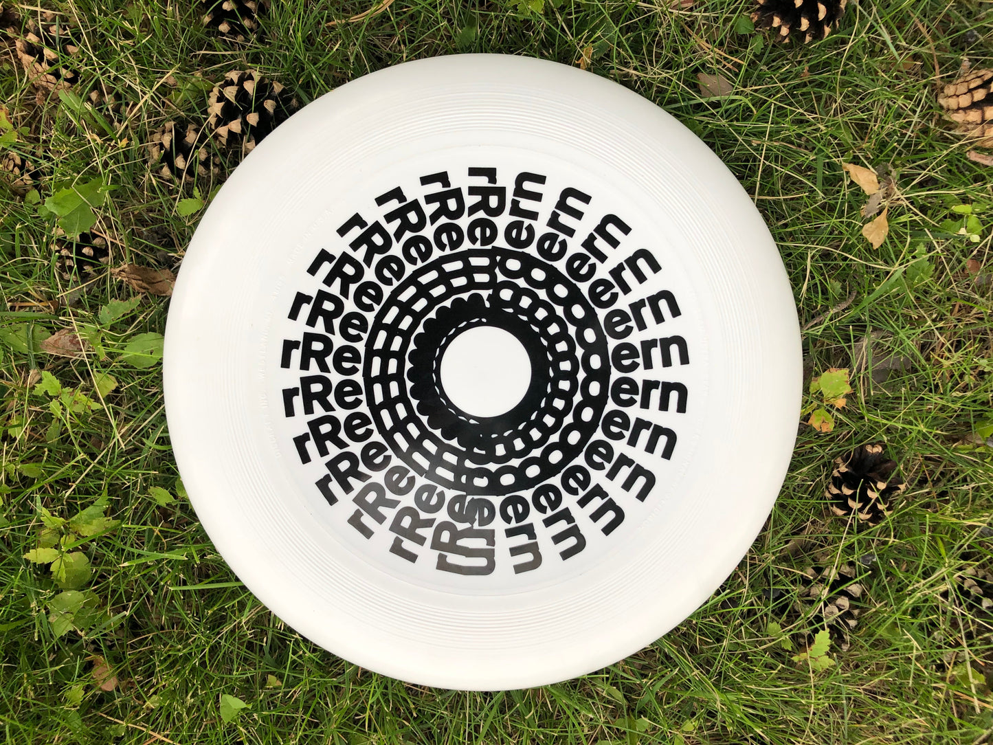 Remai Modern Frisbee Black & White